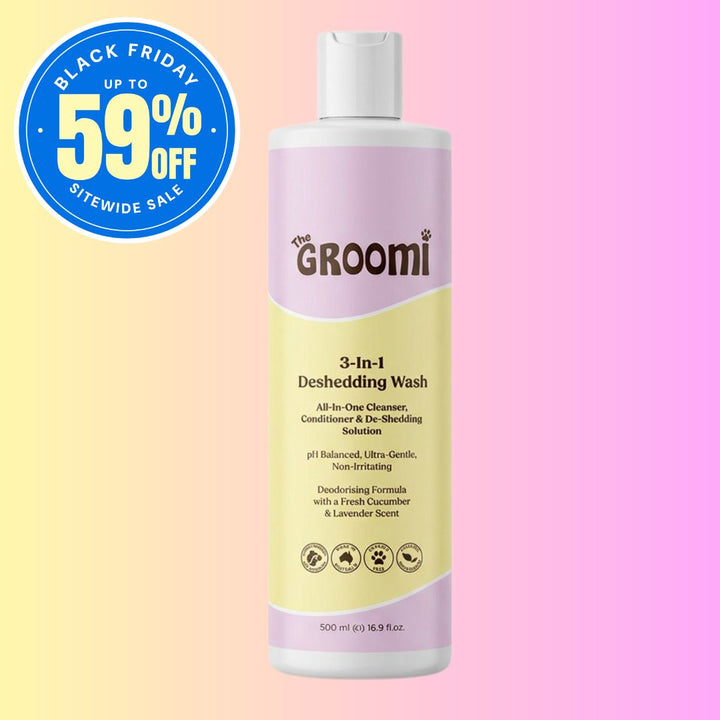 The GROOMI 3-In-1 Deshedding Wash, a 500ml dog shampoo that cleans, conditions and helps reduce shedding in one wash. pH balanced, ultra gentle and non-irritating, with a deodorising cucumber and lavender scent. Leaves coats soft, shiny and fresh.